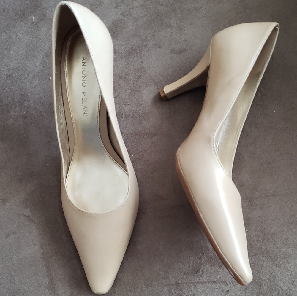 Never worn Tan Kitten heels